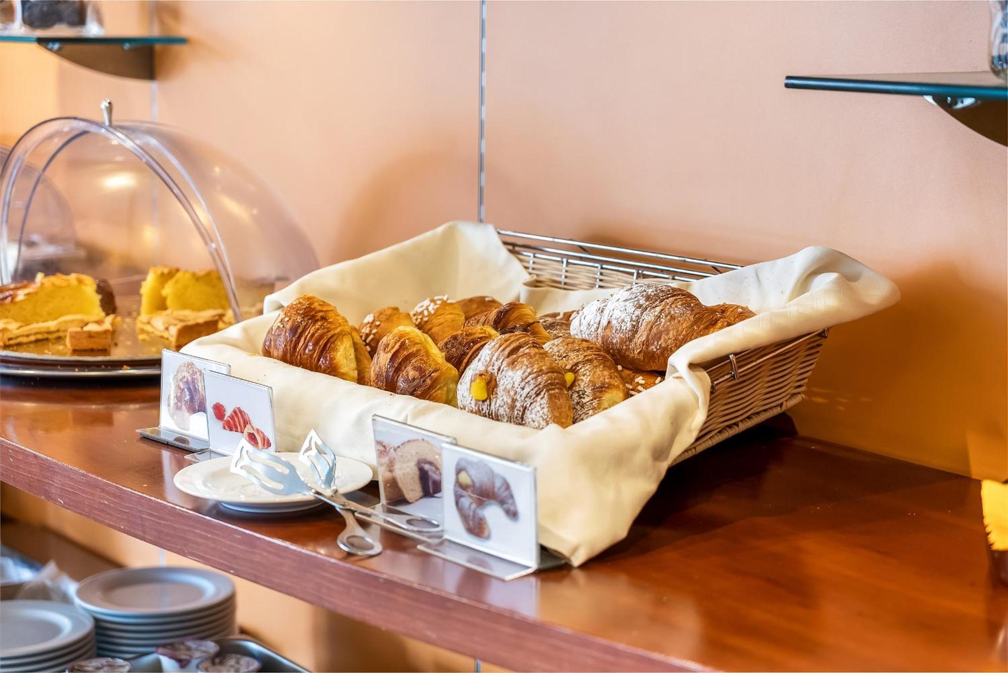 Abacus Hotel Sesto San Giovanni Kültér fotó